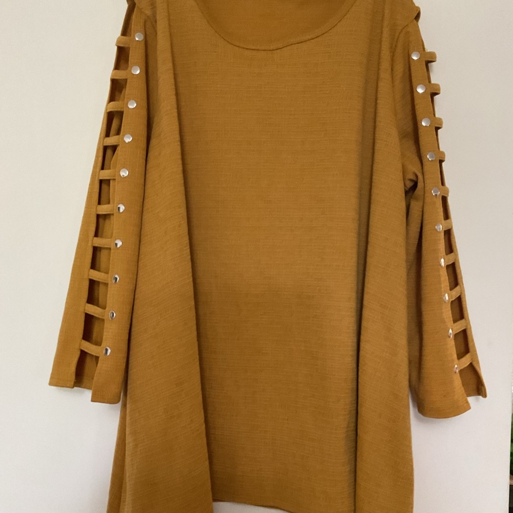 Mustard Ladder-Sleeve Tunic Top